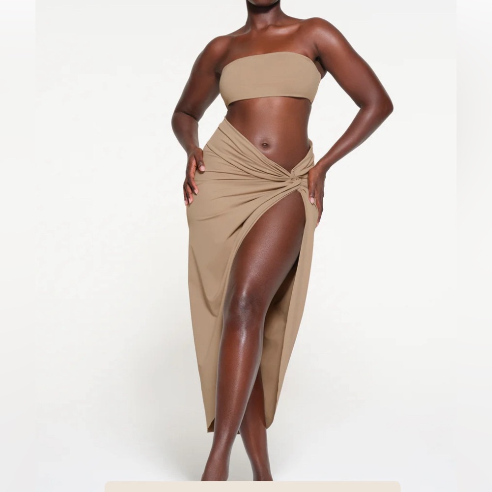 Skims Signature Swim Sarong Skirt - Size Medium